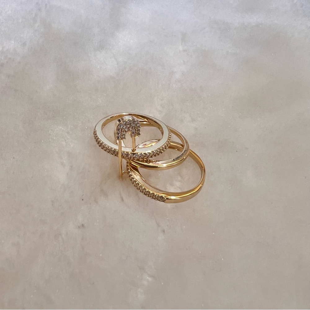 Multi-layer gold tone safety pin ring with cubic zirconia - Picture 7 of 9